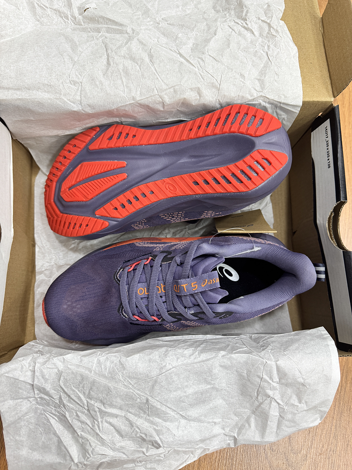 Asics Novablast 5 Purple 3