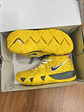 Nike Kyrie 4 Yellow Lobster - Miniatura 4