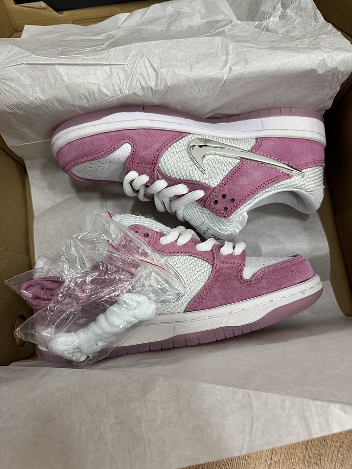 Nike Sb Dunk April Pink  3