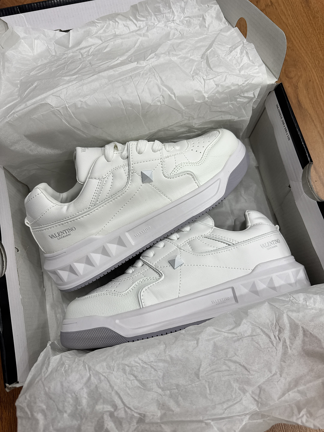 Valentino Diamante Blanco Gris  1