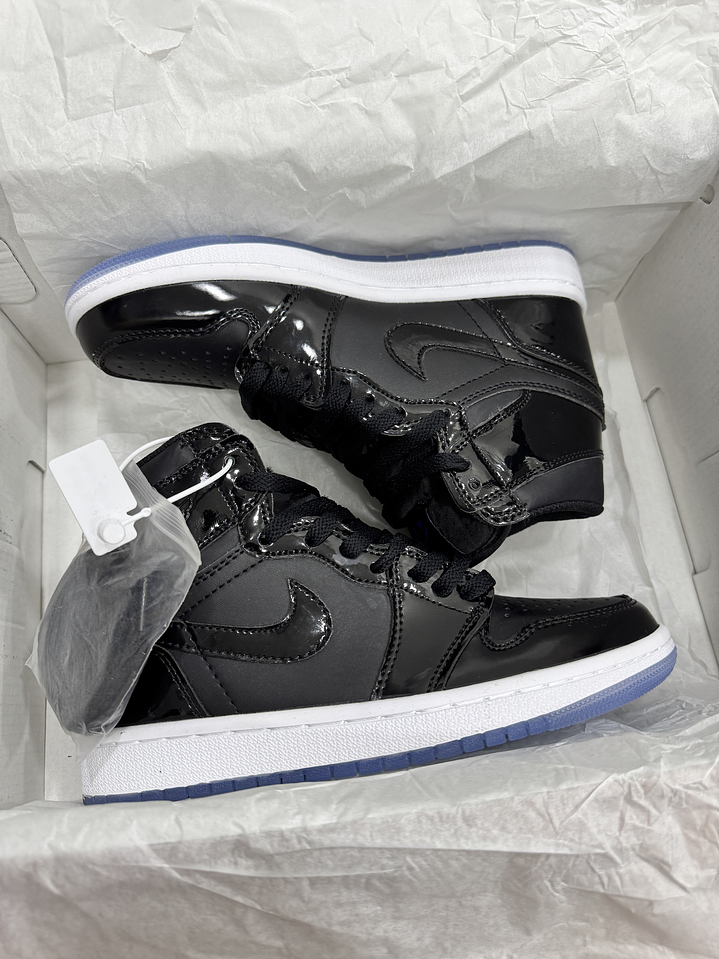 Jordan Retro 1 Mid Space Jam  2