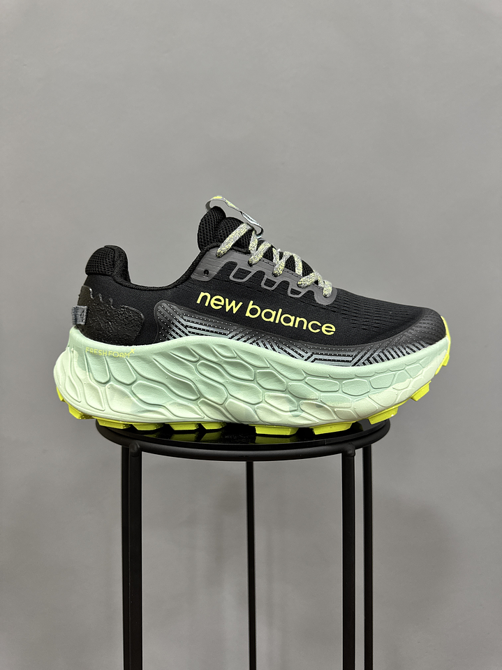 New Balance Trail More V3 Negro  1