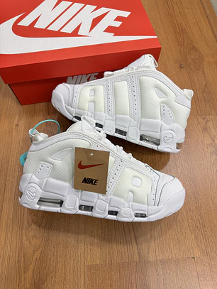 Nike Uptempo Low White 