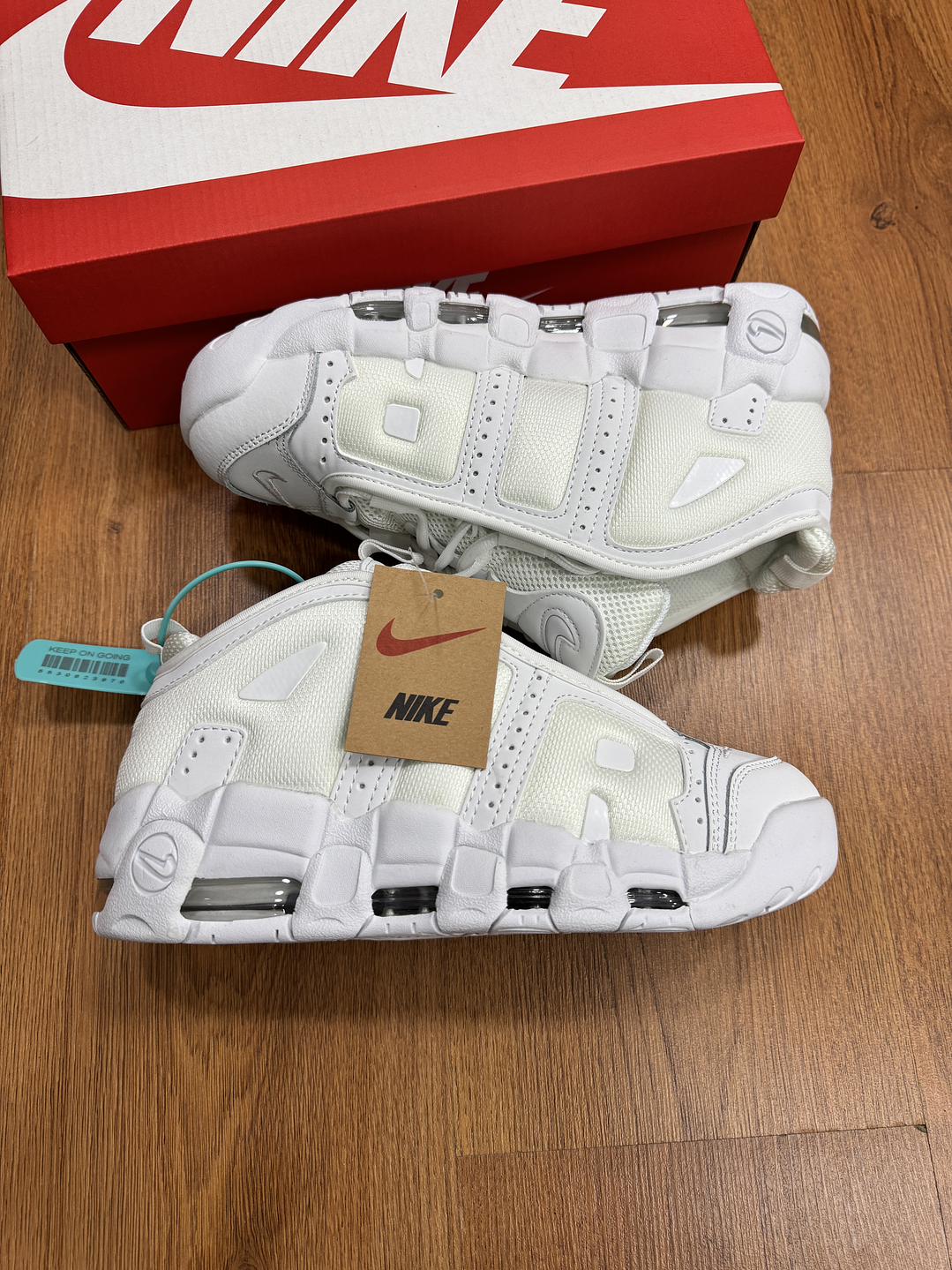 Nike Uptempo Low White  2