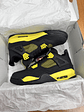 Jordan Retro 4 Black Yellow  - Miniatura 2
