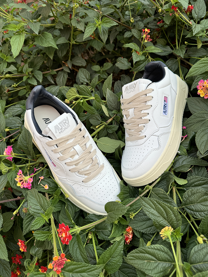 Autry Medalist Low Unisex White  3