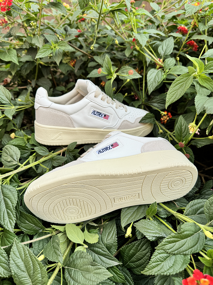 Autry Medalist Low Unisex Blanco 3