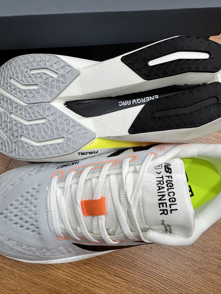 New Balance Trainer V3 White  3