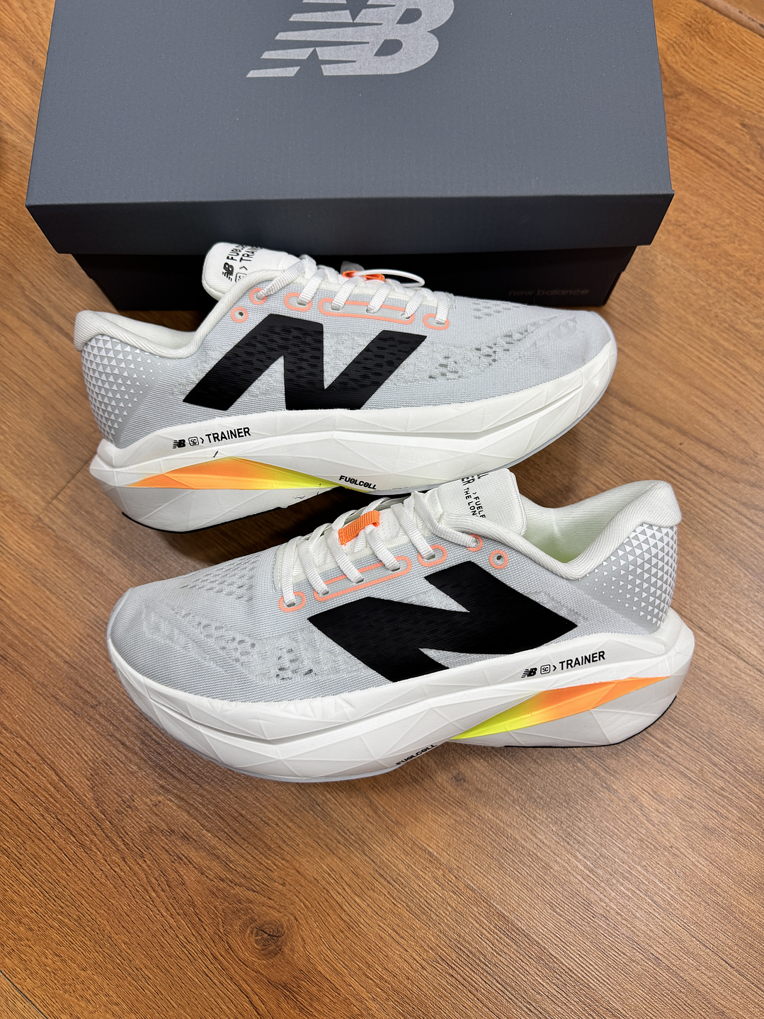 New Balance Trainer V3 White  1