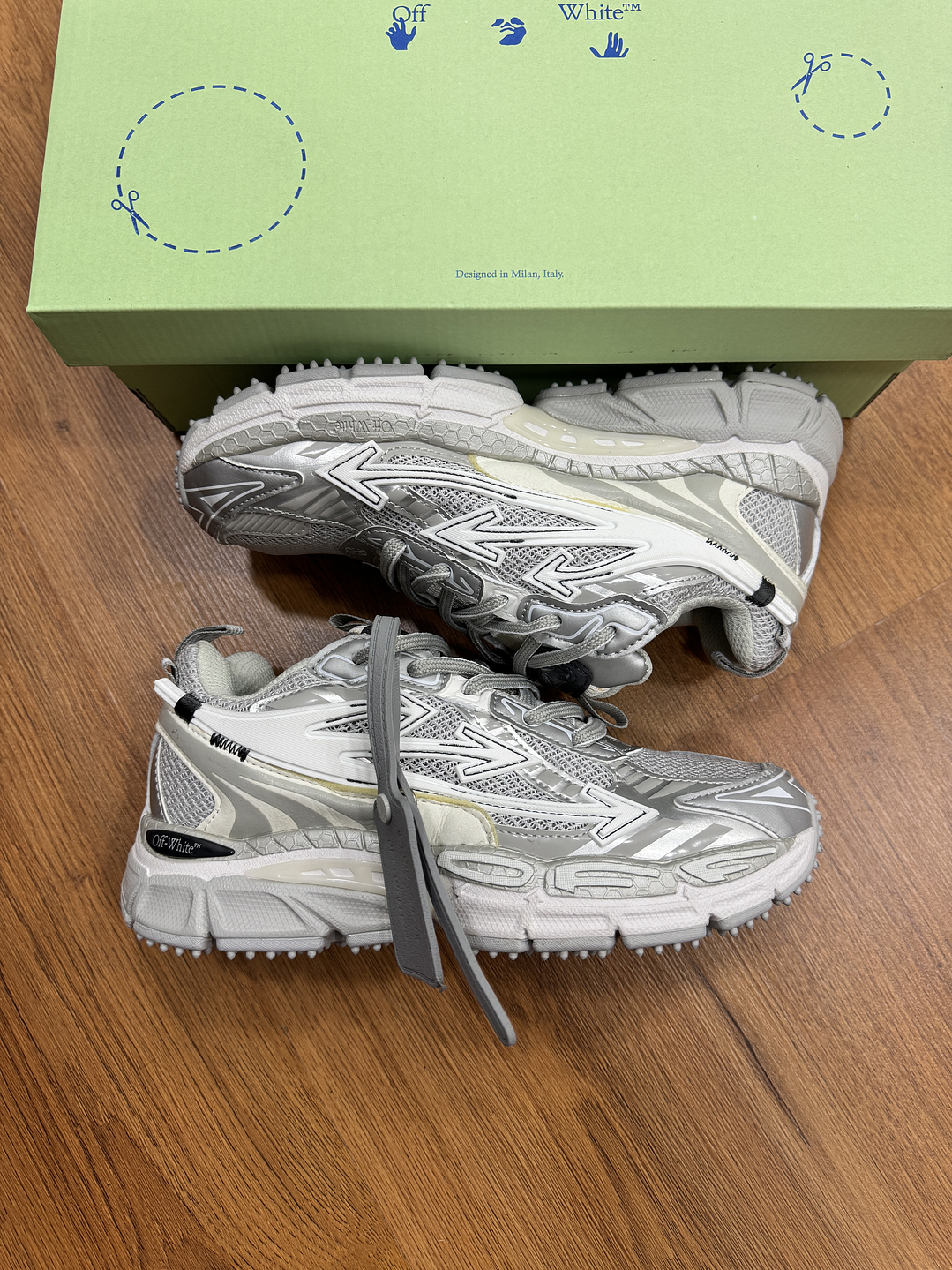 Off White Be Right Back Grey  2