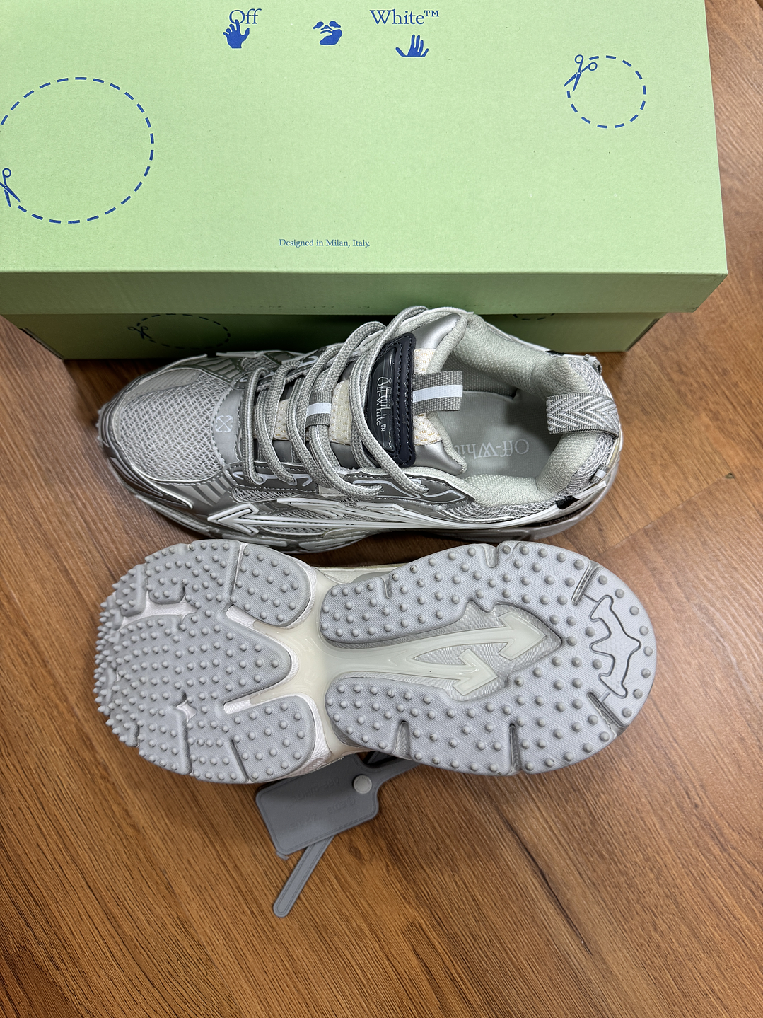 Off White Be Right Back Grey  3