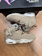 Jordan Retro 6 Travis Scott Khaki  - Miniatura 3