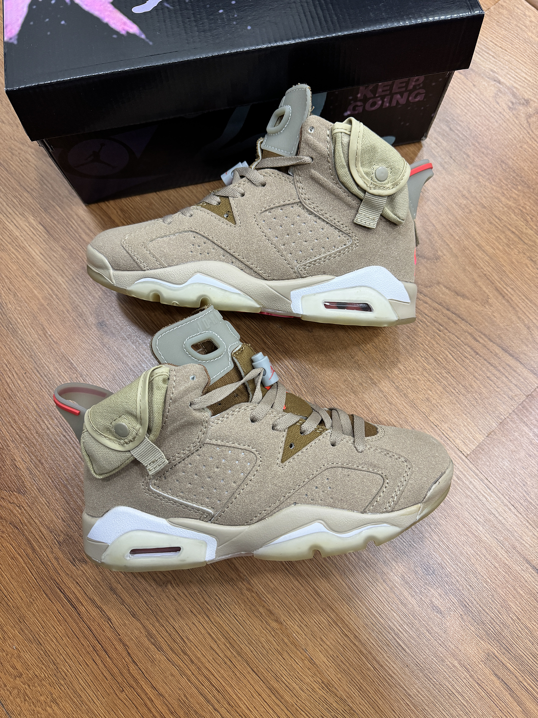 Jordan Retro 6 Travis Scott Khaki  1
