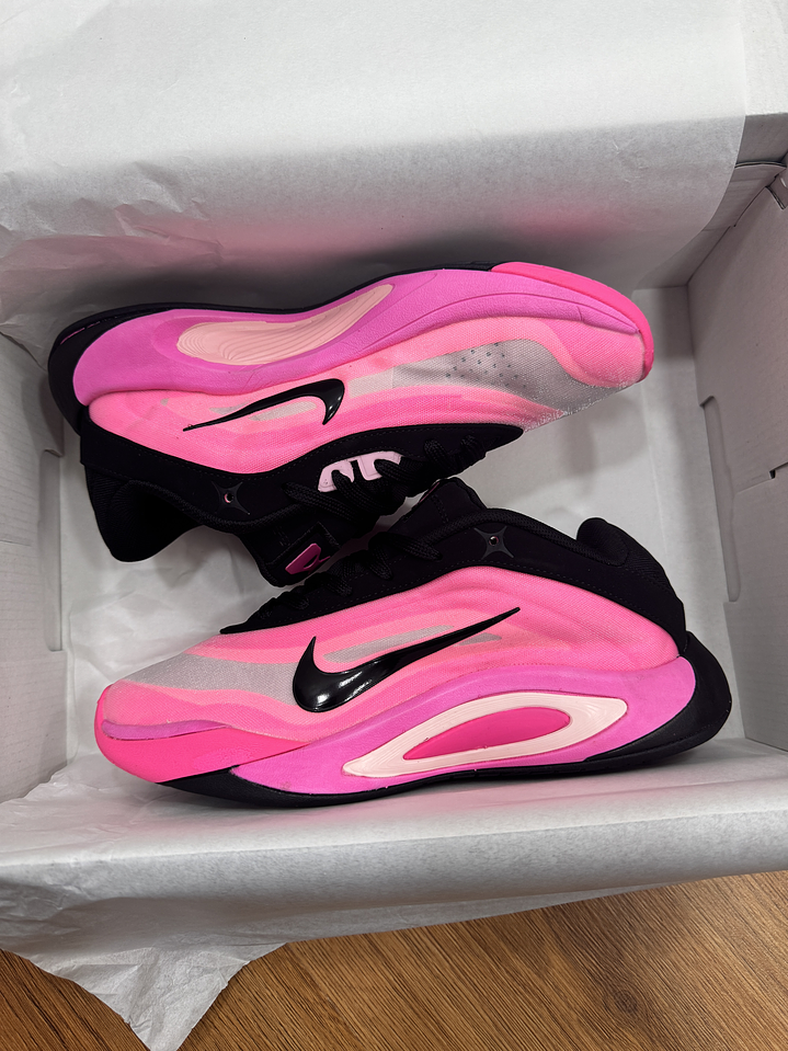 Nike A’ja One Hyper Pink  3