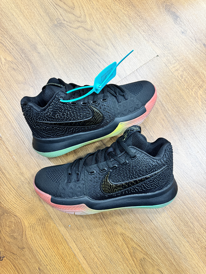 Nike Kyrie 3 Black Colors  1