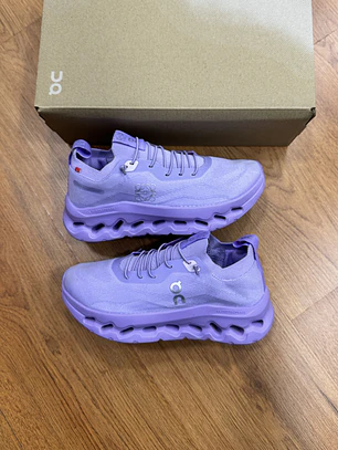 On Loewe Purple 