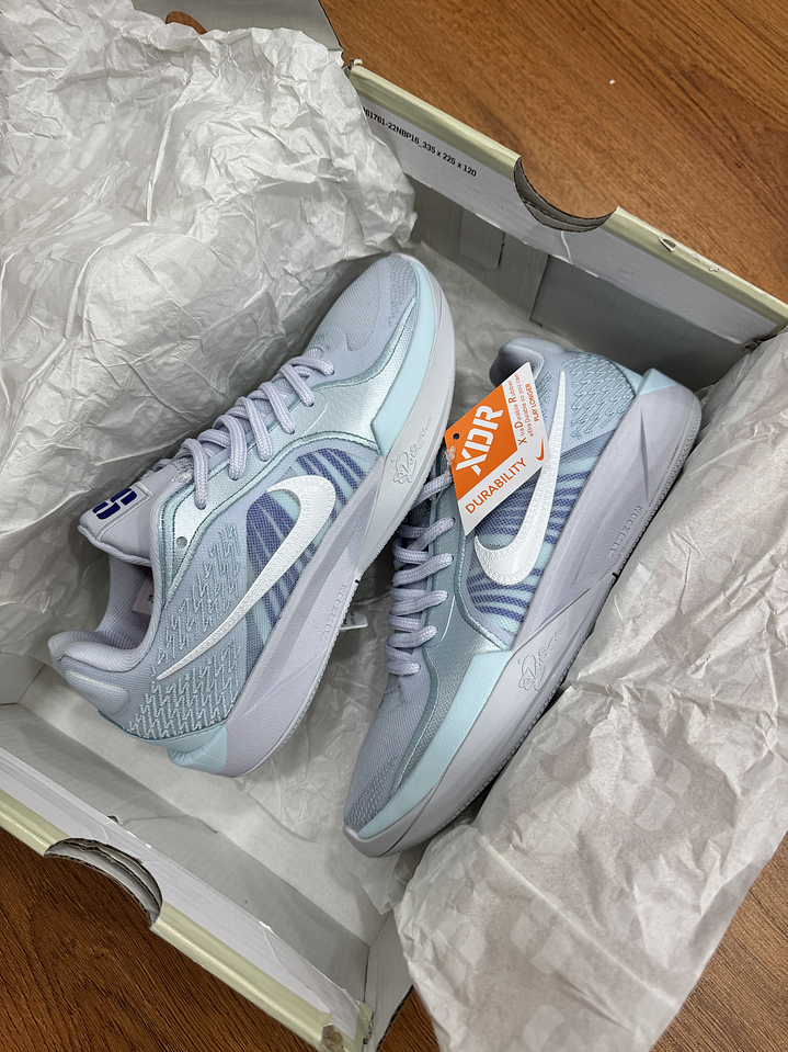 Nike Sabrina 2 Conductor  2