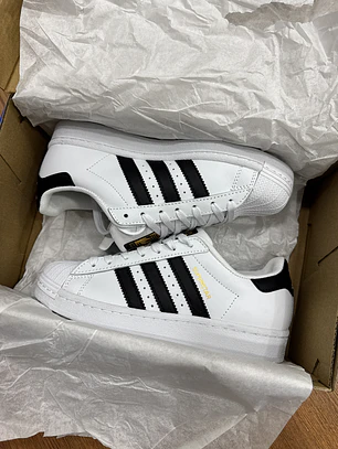 Adidas Superstar White Classic 