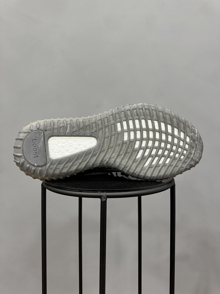 Adidas Yeezy 350 Gris  2