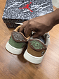 Jordan Retro 1 Low Voodoo  - Miniatura 3