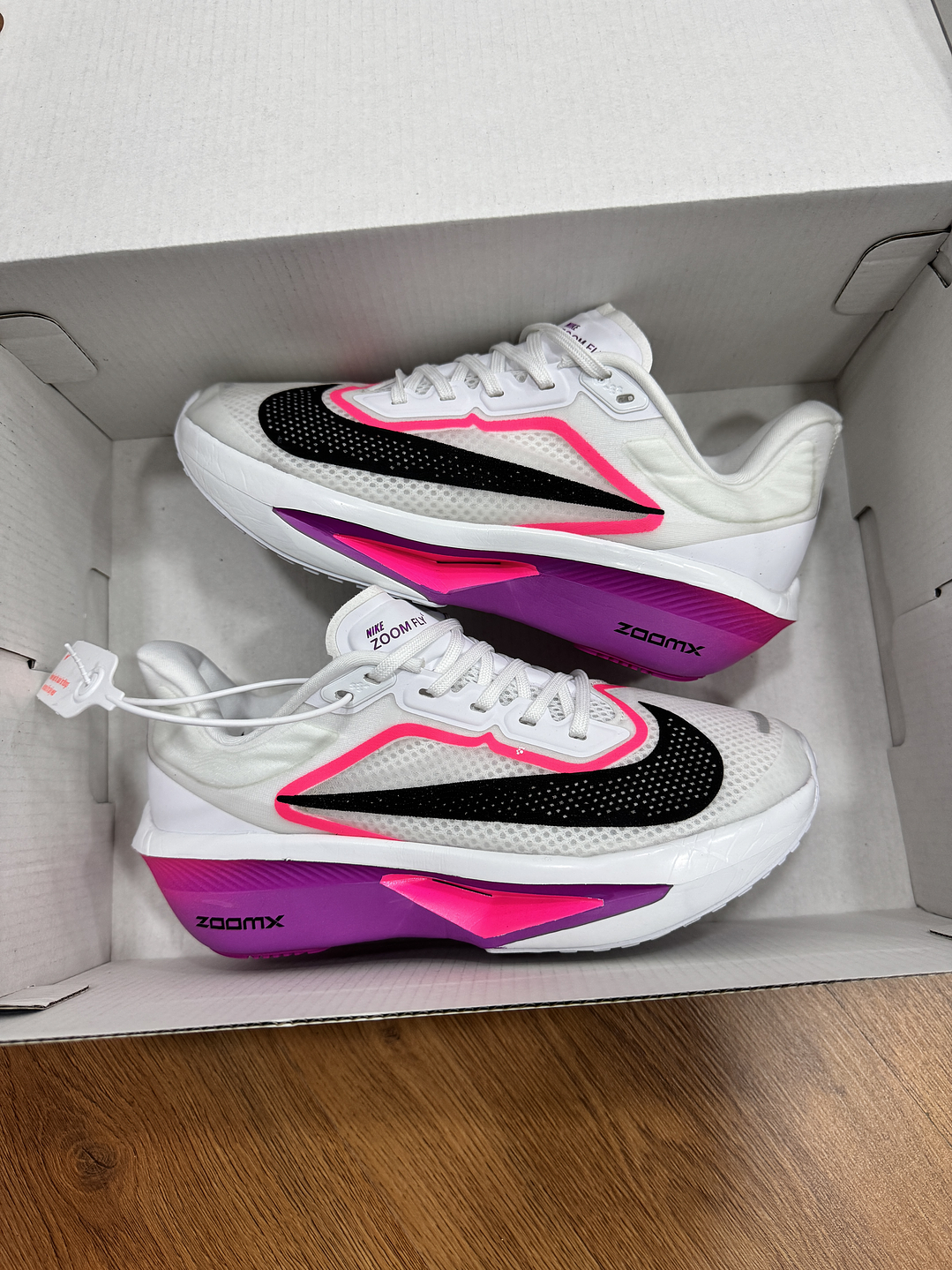 Nike Zoom Fly 6 Blanco Fucsia 1