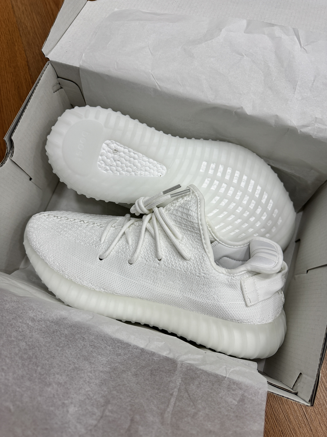Adidas Yeezy 350 White  2