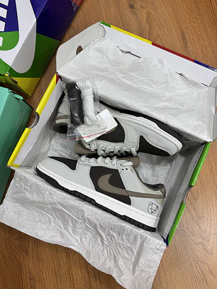 Nike Sb Dunk Otomo Bear