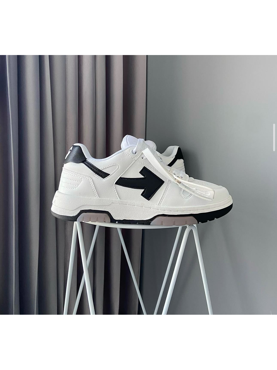 Off White Out Of Office White  1