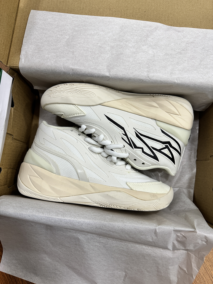 Puma Lamelo Ball 0.2 White  1