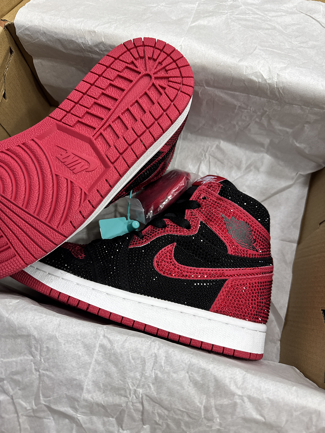 Jordan Retro 1 Swarovski 3