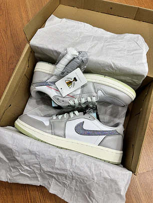 Jordan Retro 1 Low Year Of The Snake 