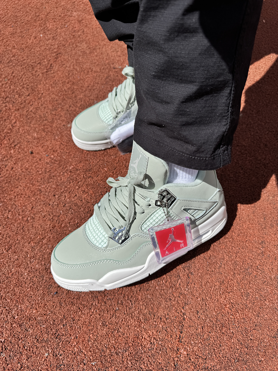 Jordan Retro 4 Seafoam  1