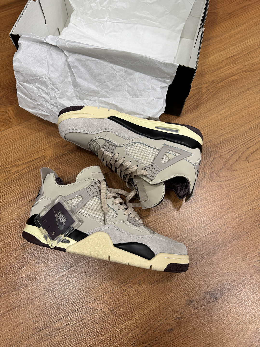 Jordan Retro 4 A Ma Maniere Beige 2
