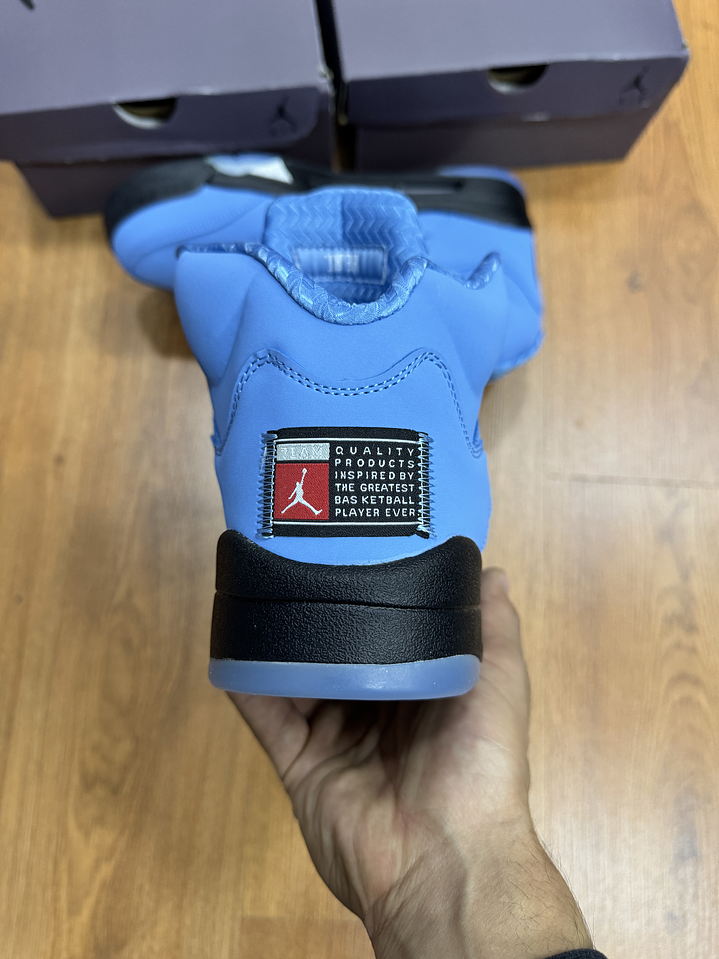 Jordan Retro 5 University Blue 3