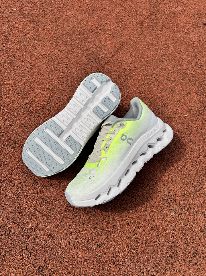 On Cloudtilt White Neón 2