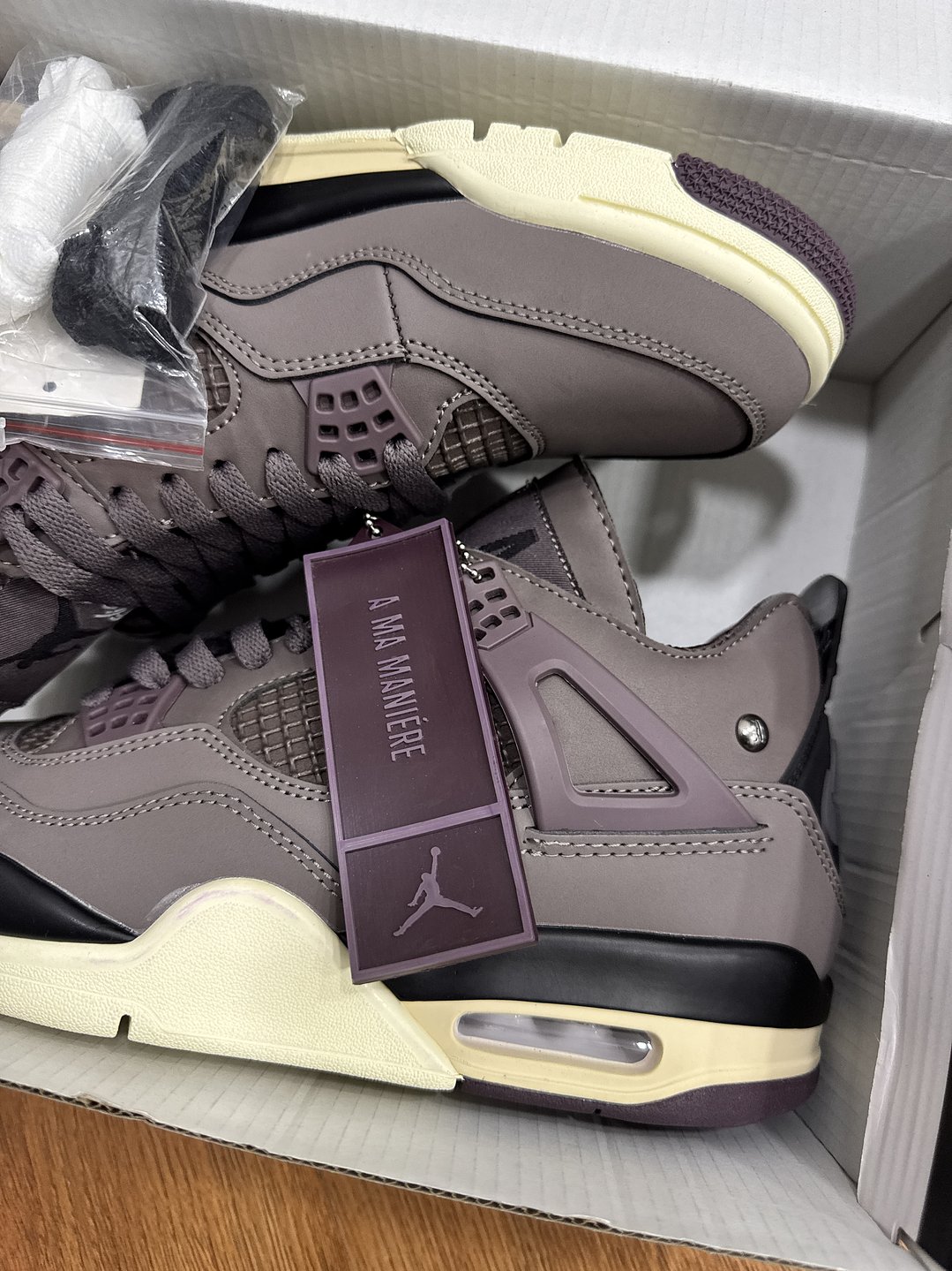 Jordan Retro 4 A Ma Maniere Brown 4