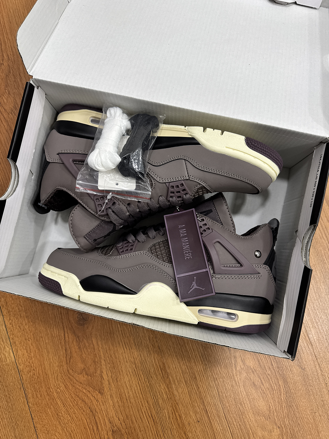Jordan Retro 4 A Ma Maniere Brown 1