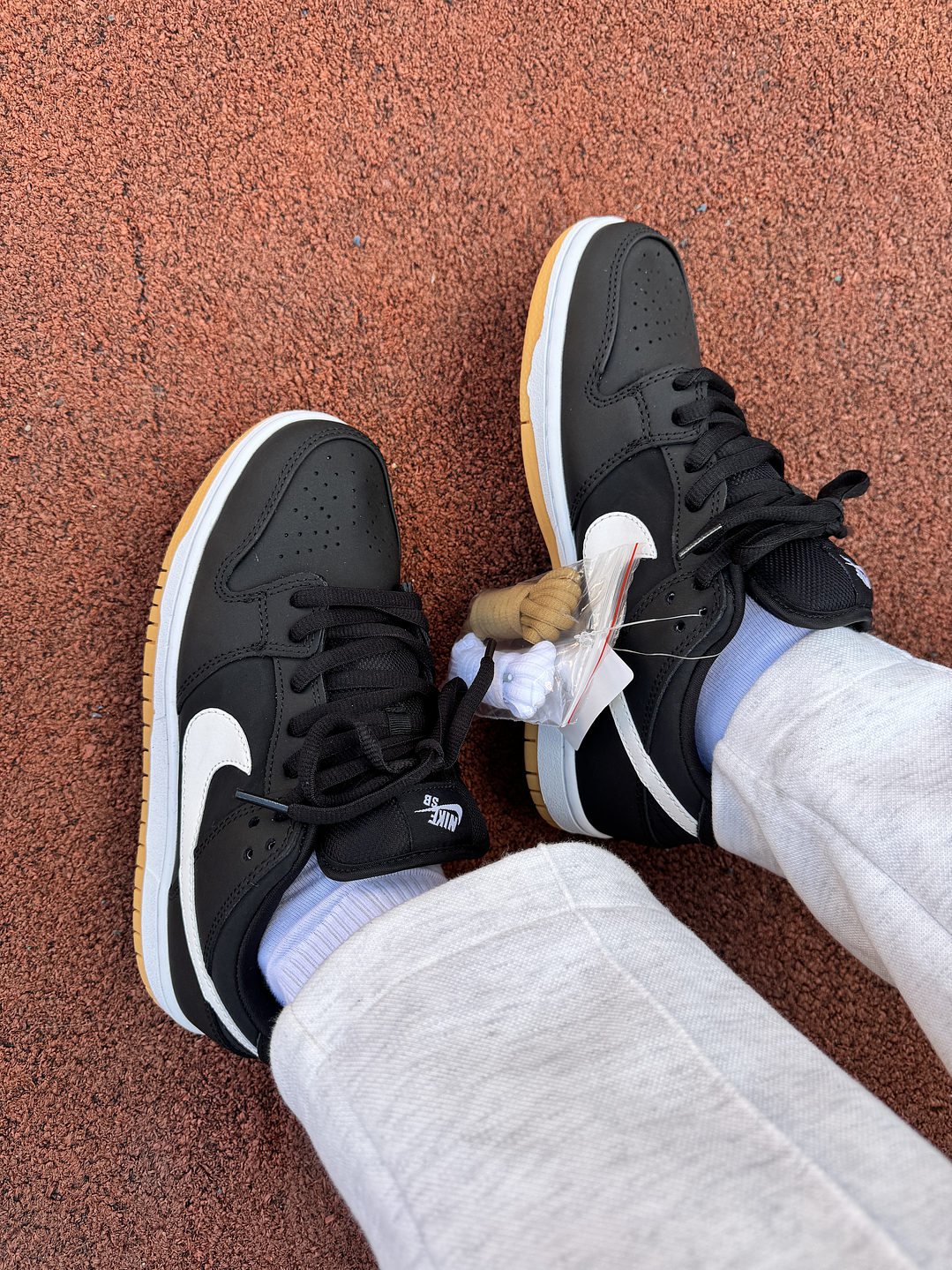 Nike Sb Dunk Black Gum  2