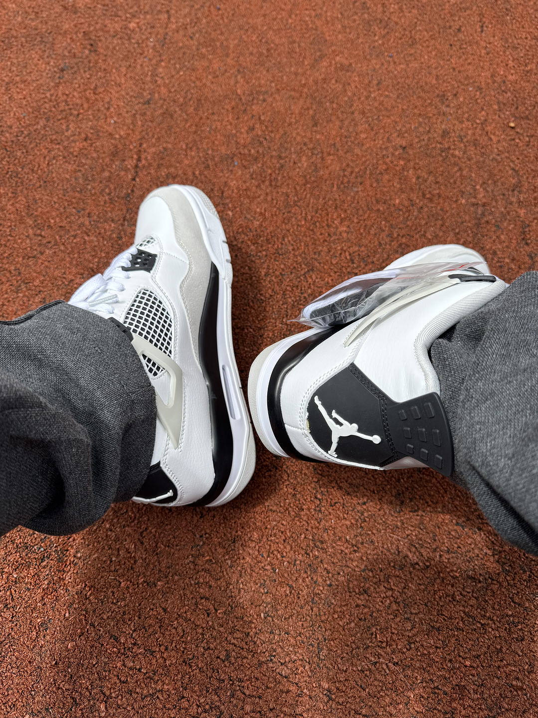 Jordan Retro 4 Military White Black  6