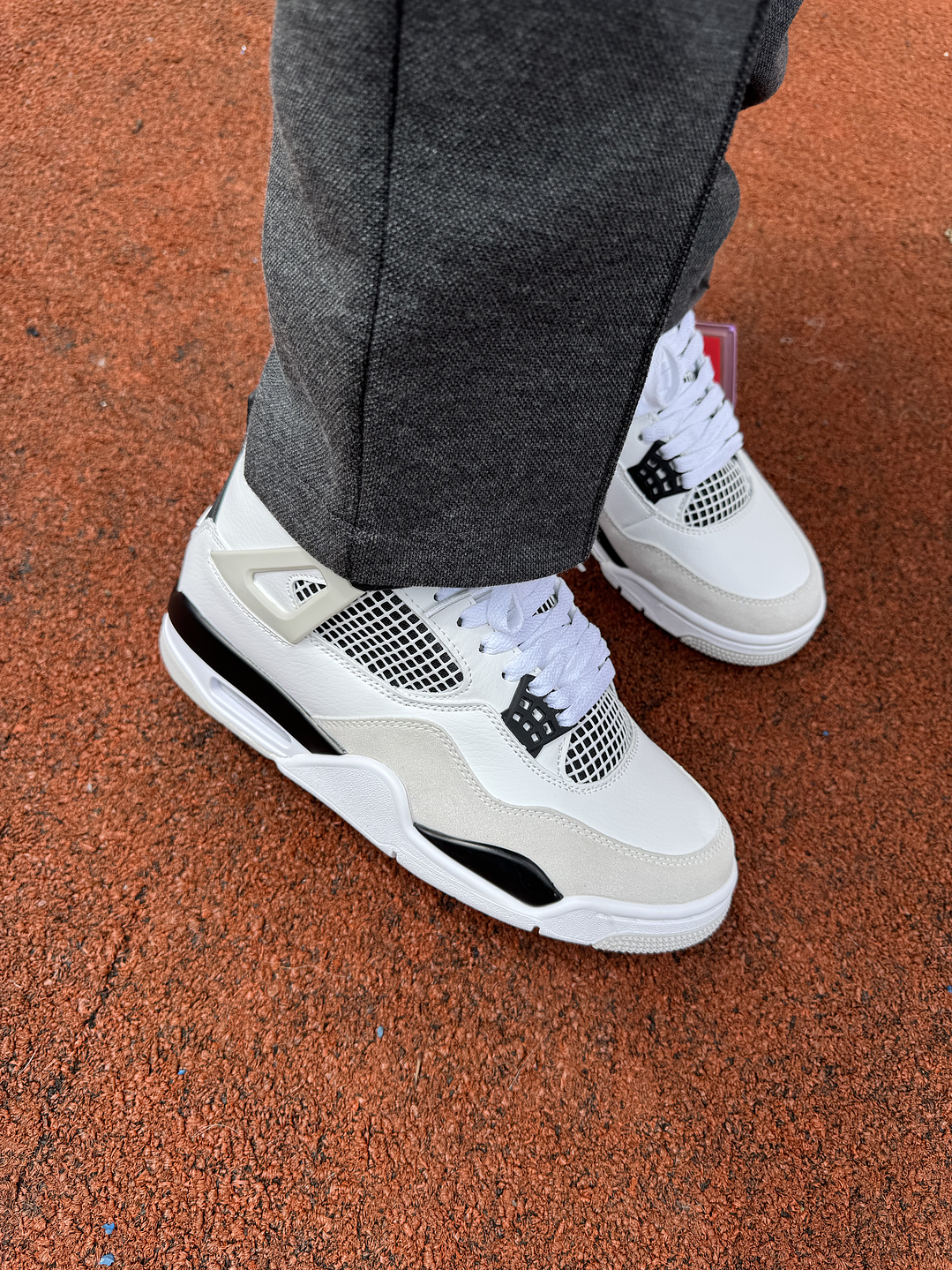 Jordan Retro 4 Military White Black  3
