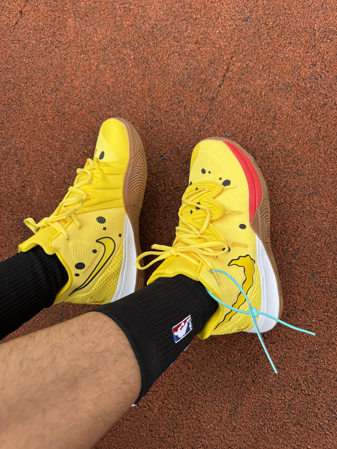 Nike Kyrie 5 Bob Sponja  3