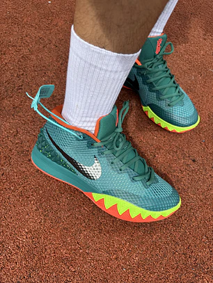 Nike Kyrie Irving 1 Green 