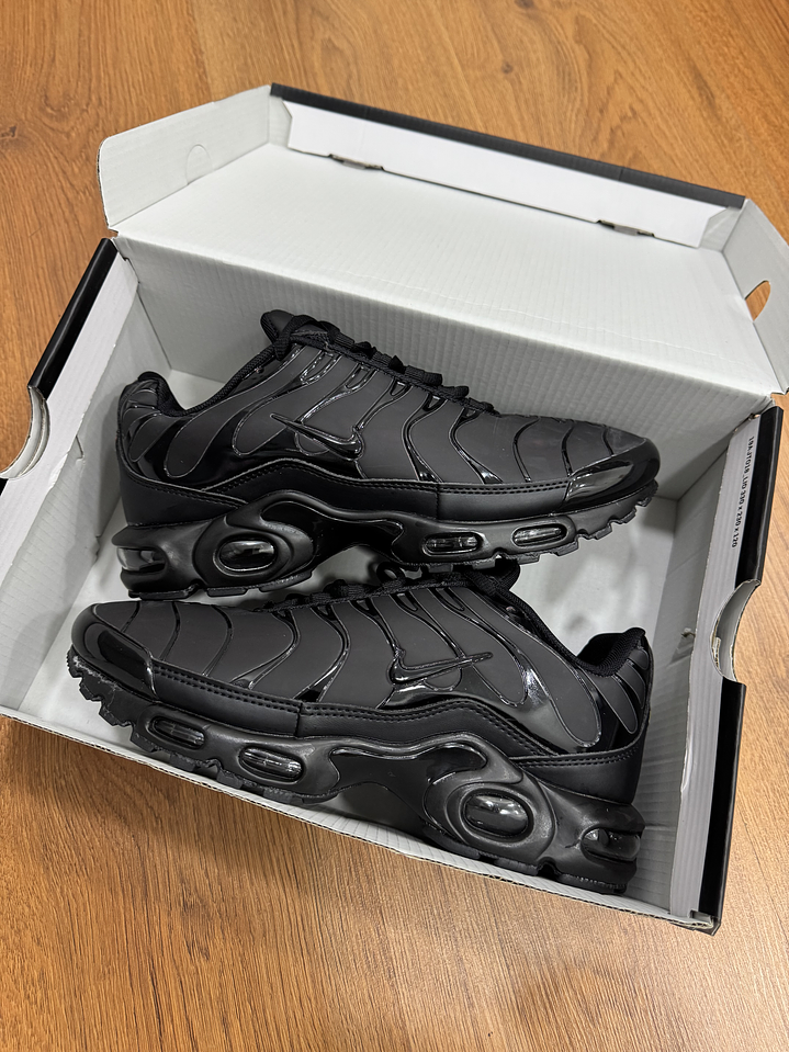 Nike Tn Thermoactive Red  3