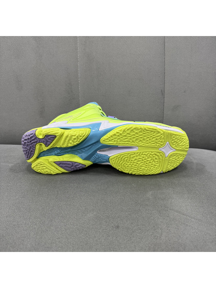 Mizuno Wave Z8 Green  4