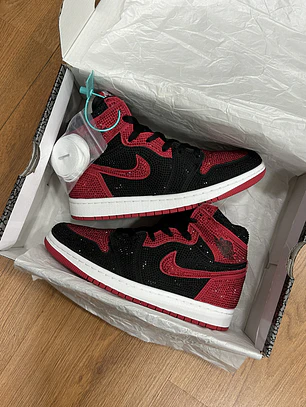Jordan Retro 1 High Swarovski Black Red 