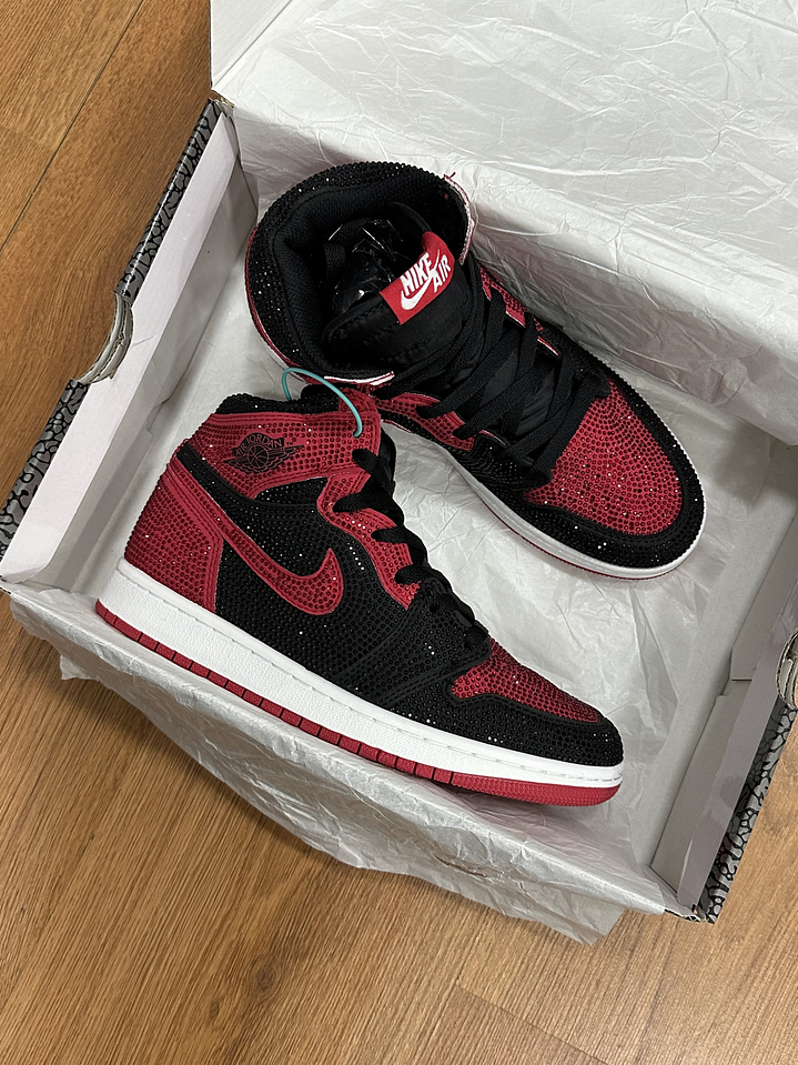 Jordan Retro 1 High Swarovski Black Red  3