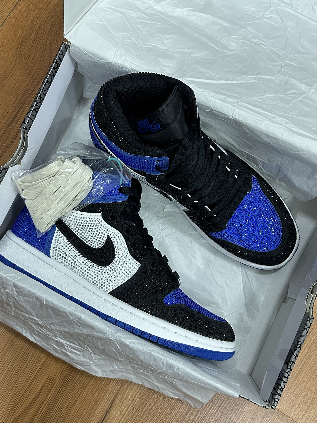 Jordan Retro 1 High Swarovski Blue 3