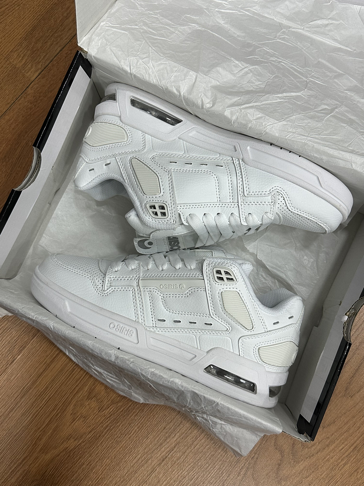 Osiris Peril White  2