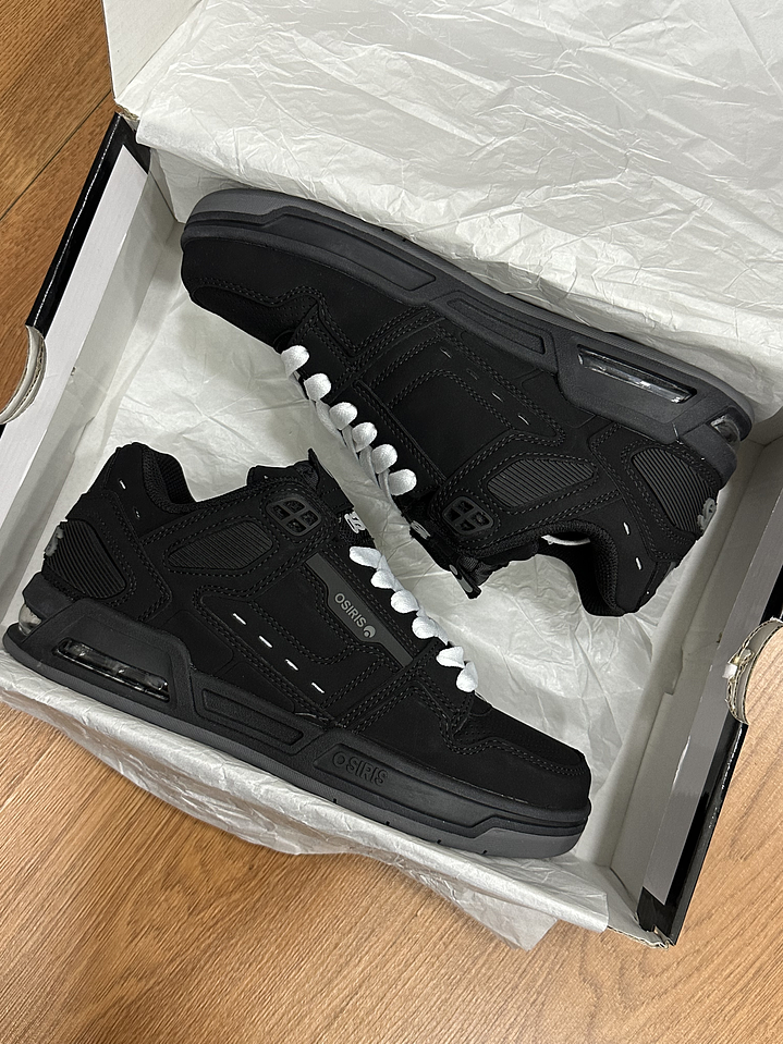 Osiris Peril Black White  3