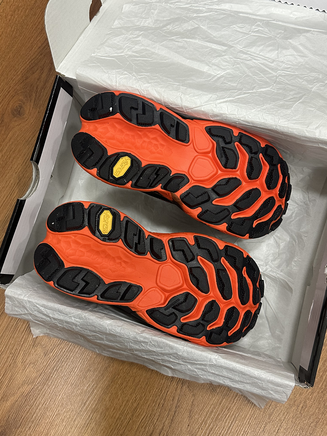 New Balance Fresh Foam X Trail More V3 Black Orange  3